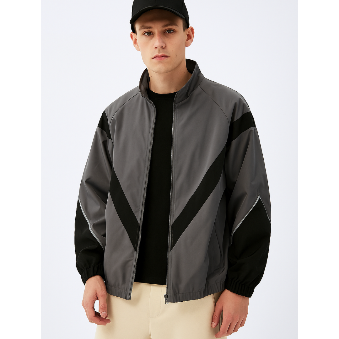 Veyra Windbreaker