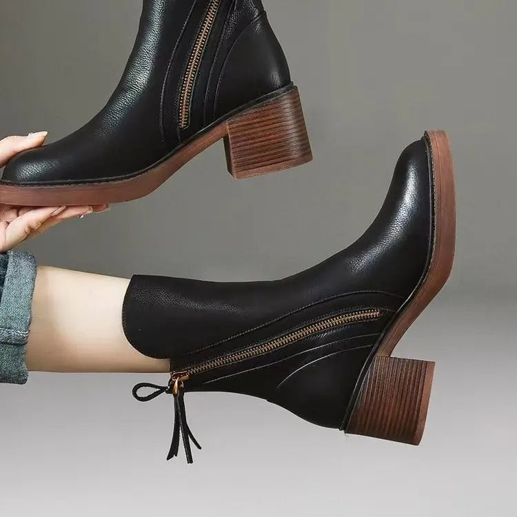 Melanie Ankle Boots